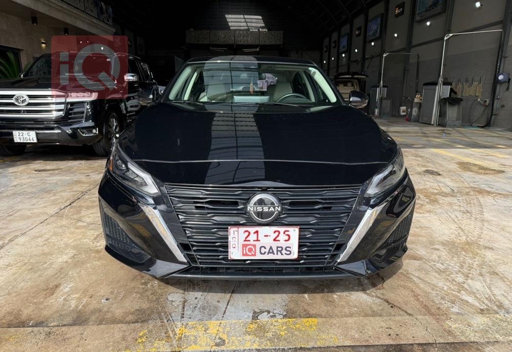 نیسان ئەلتیما